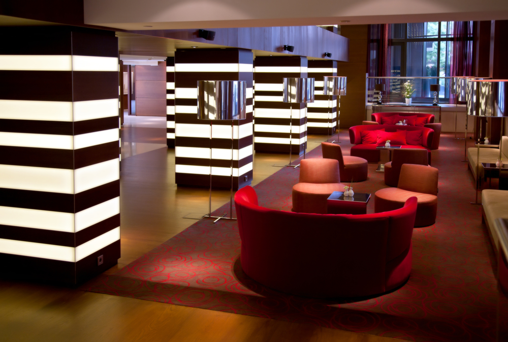 4 Need-to-Know Tips for Designing Your Hotel Lobby | Louis Interiors